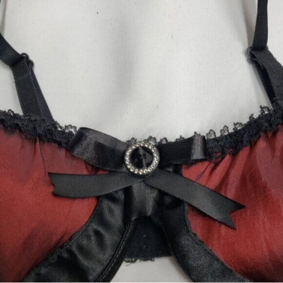 Coquette Sexy Bra Deep Red Black Lace Balconette Size Large - Picture 3 of 12